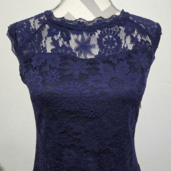 Blue Lace Sleeveless Cocktail Semi-formal Dress Size Medium - Picture 2 of 12